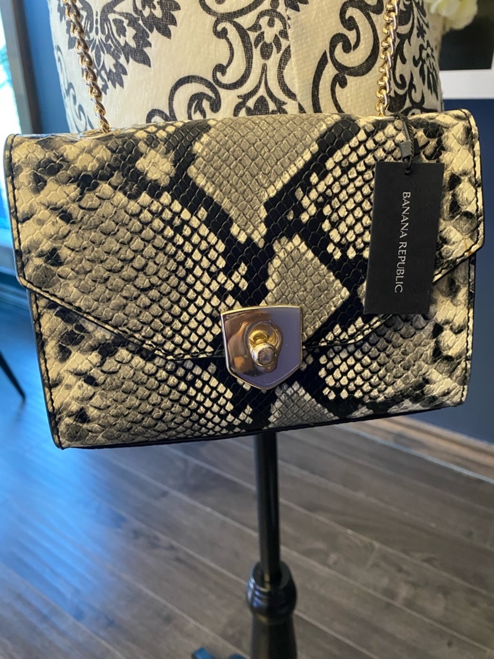 NWT Banana Republic Leather Black & Cream Snake-Print Crossbody with Gold Chain